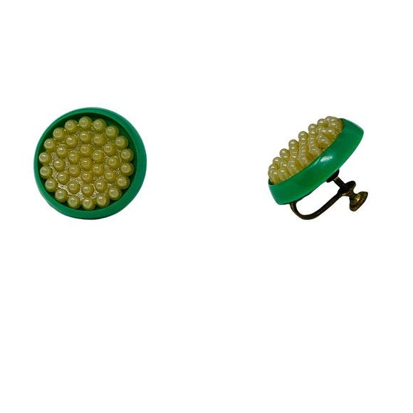 Vintage 1940s Green Cream Dotted Celluloid Earrings Screw Backs - Picture 4 of 6